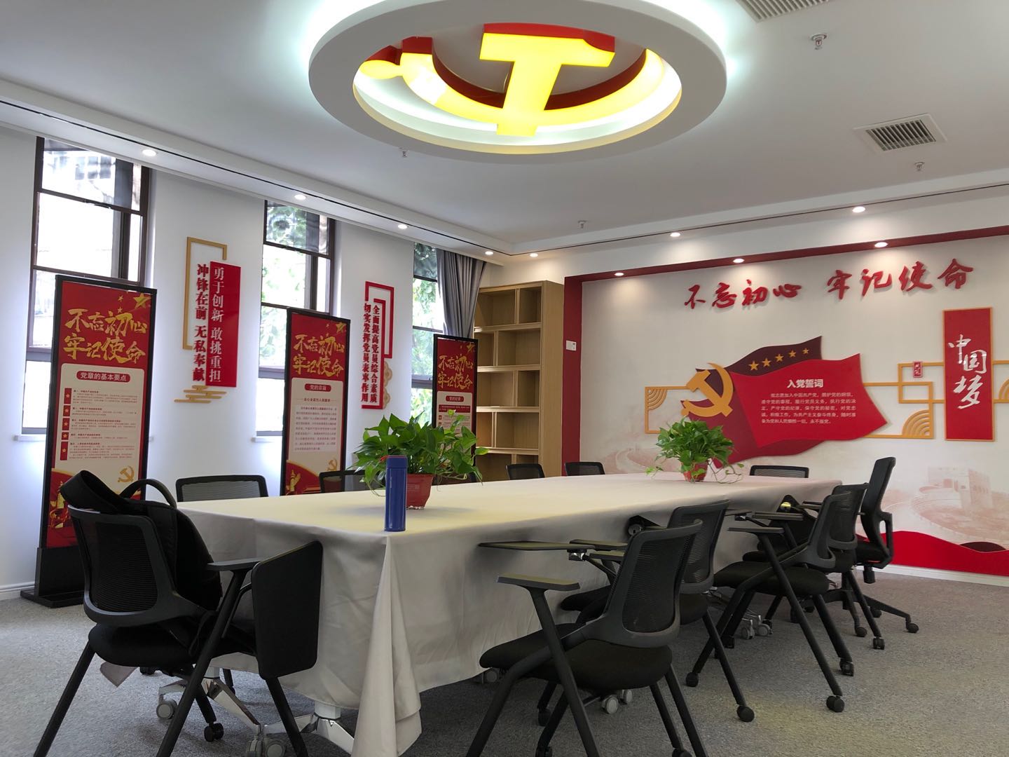 展館設計,展廳設計,展覽展示,展臺設計,沙盤制作,企業(yè)文化設計,校園文化設計,黨建文化設計